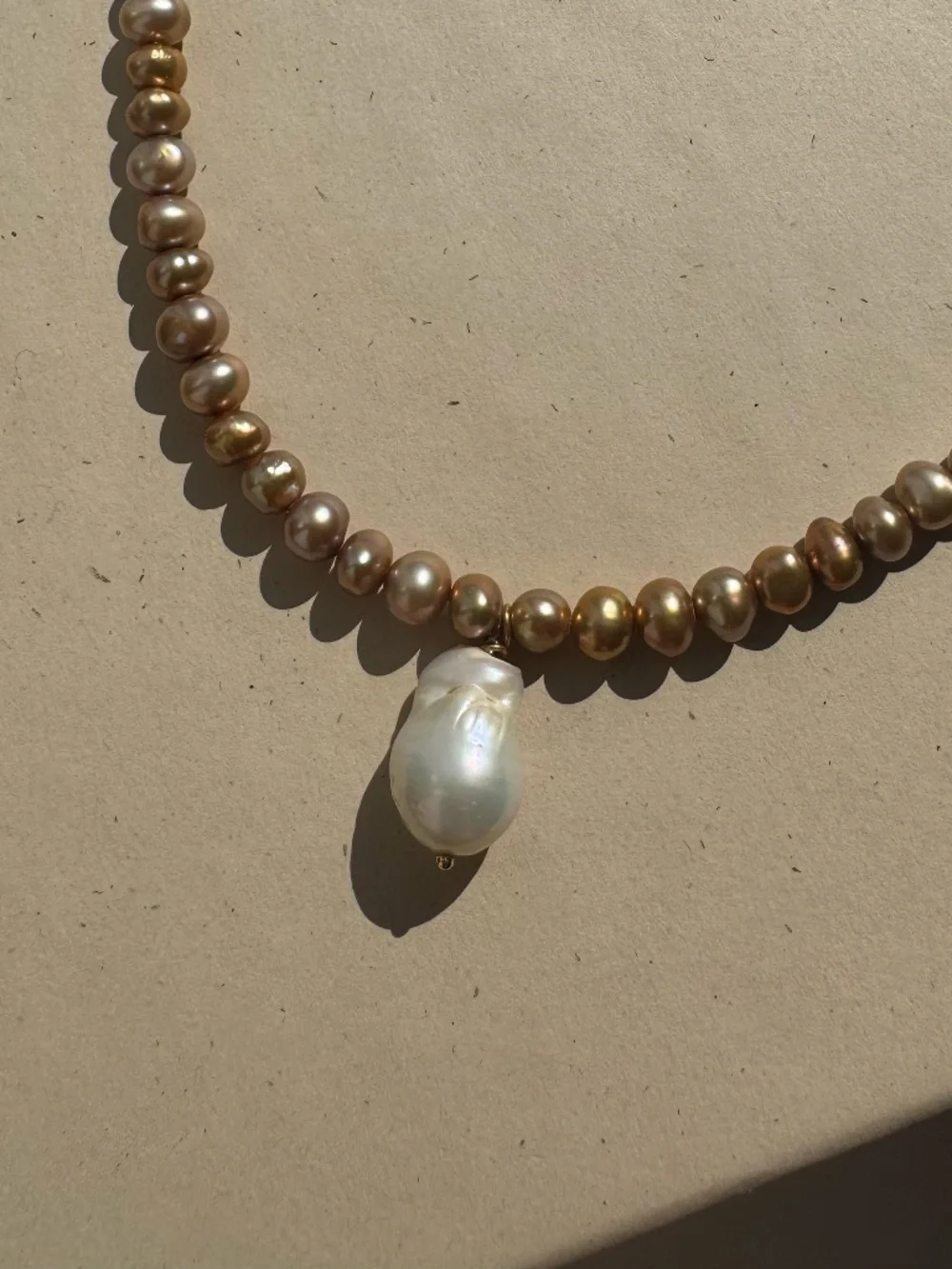 Baroque Pearl Pendant Beaded Necklace 16.5" - Picture 3 of 4